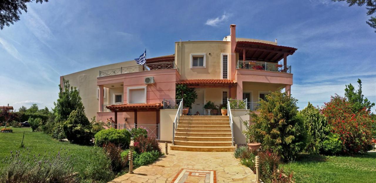 Brina'S Luxury Apartments Agioi Apostoloi (Attica) Exterior foto