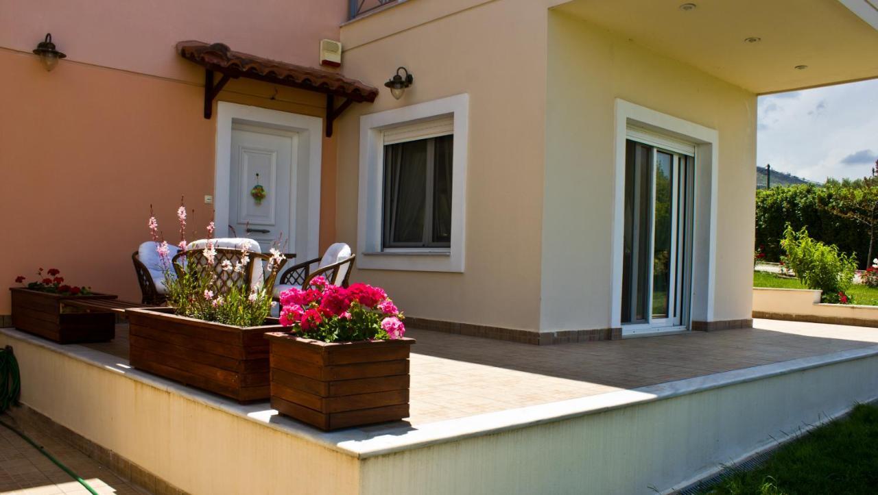 Brina'S Luxury Apartments Agioi Apostoloi (Attica) Exterior foto